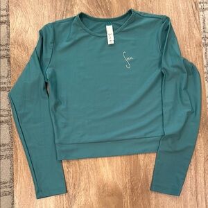 Seea Green Cropped Fitted Long Sleeve rash guard